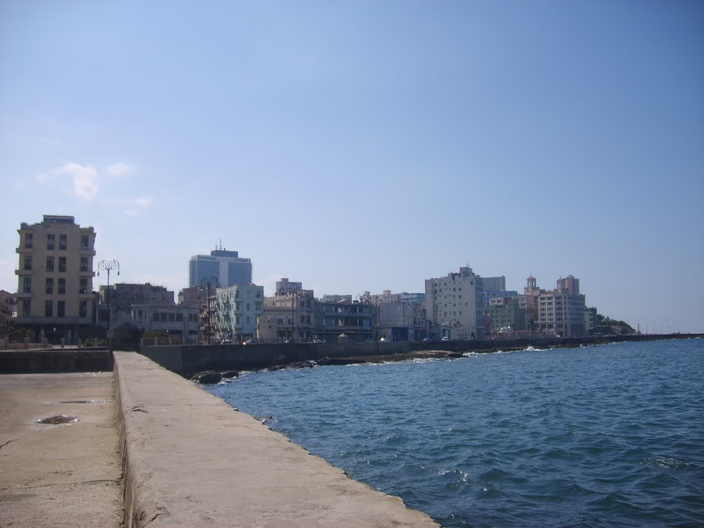 HAVANA.EL MALECÓN by natxoblázquez