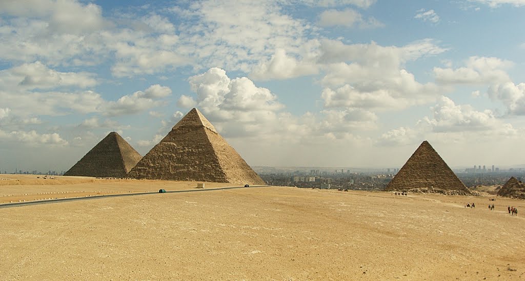 PIRAMIDE DE GIZA, EGIPTO by Miguel Anaya