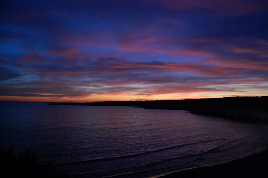 Tombe la nuit à Plage Sainte Croix by Giovanni 49