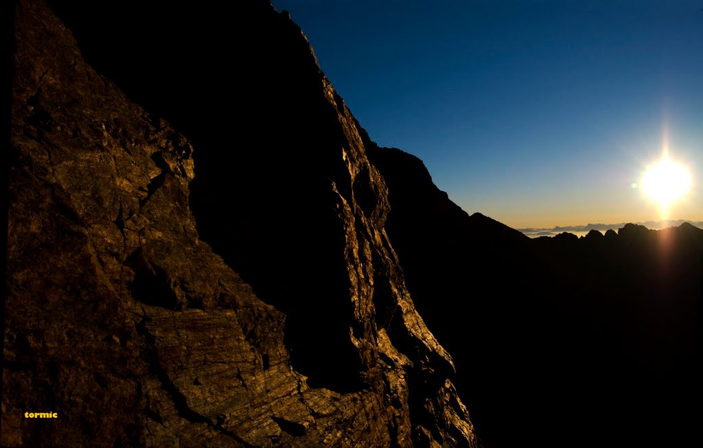 SUNRISE FROM ZUFRITT JOCH 3.200 mt. (CONTEST SEPT.10) by tormic