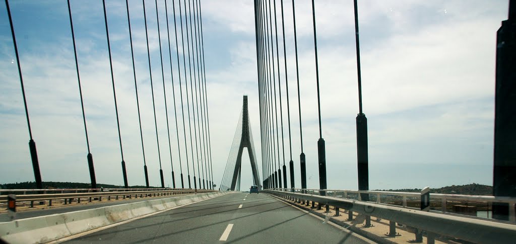 Ponte sul Guadiana (Portogallo-Spagna) by paradisi.renzo