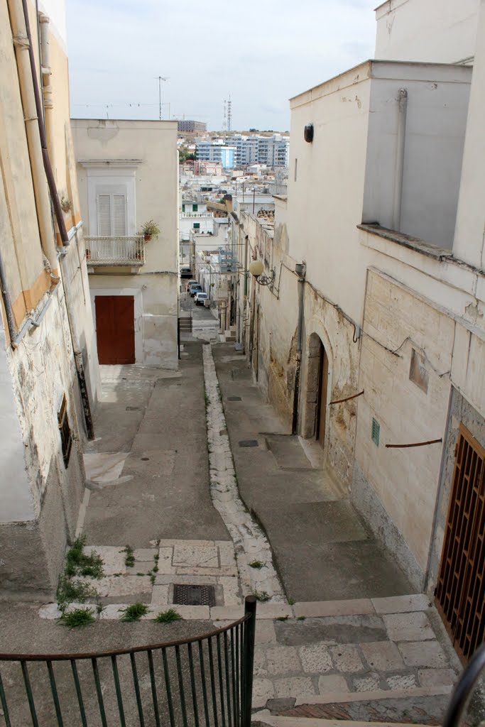 Stradina pedonale nelle del Carmine, Canosa di Puglia by MarioAntonioRossi