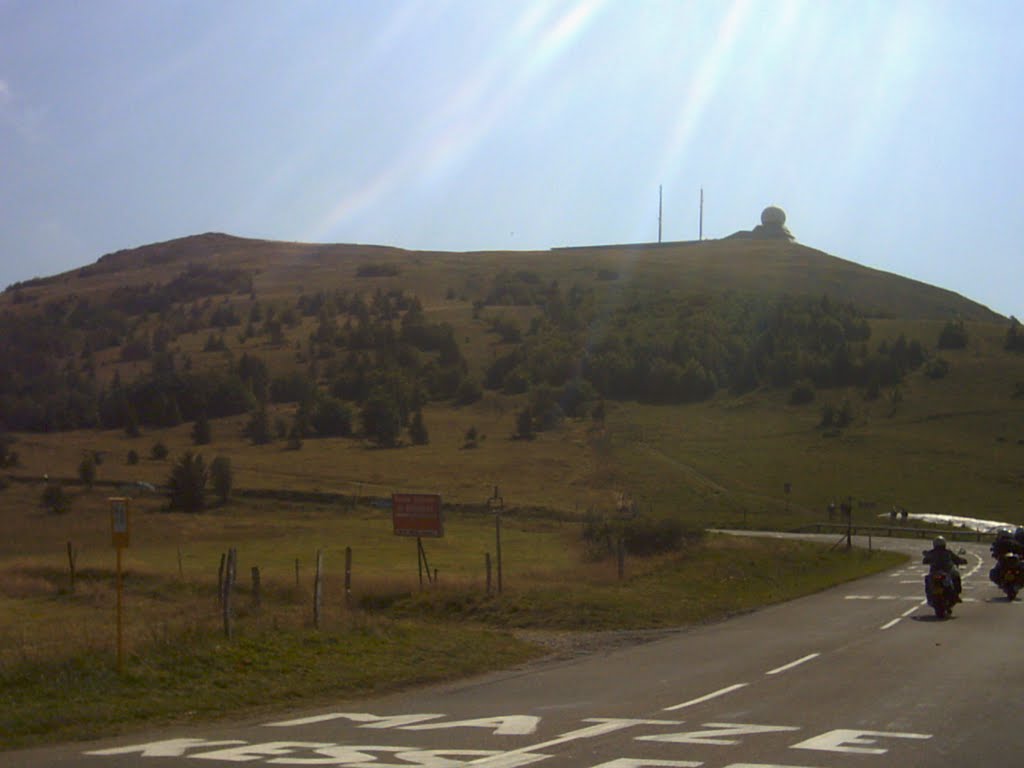 Zufahrt zum Grand Ballon -Elsass- by Josef Hermann