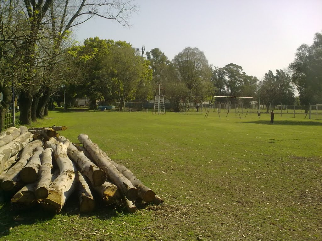 La Morenita zona de campamentos by Mario Prada