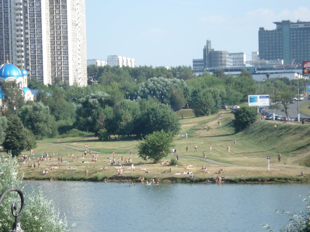 Moskvorechye-Saburovo District, Moscow, Russia by ROMYALD