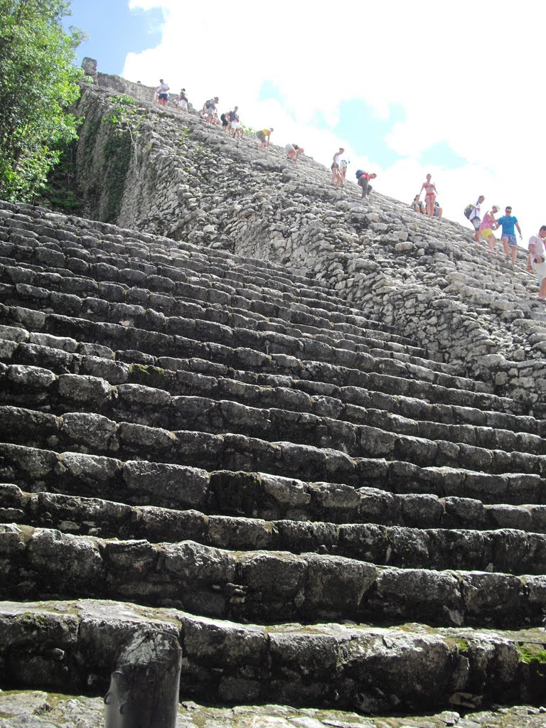 PIRAMID MAYA COBA 45METROS by Marc Román i Cabanè