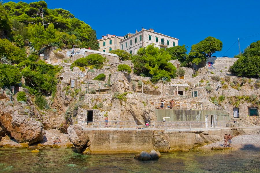 Dubrovnik, houses at Adriatic Sea by Bene Zoltan virtualw…