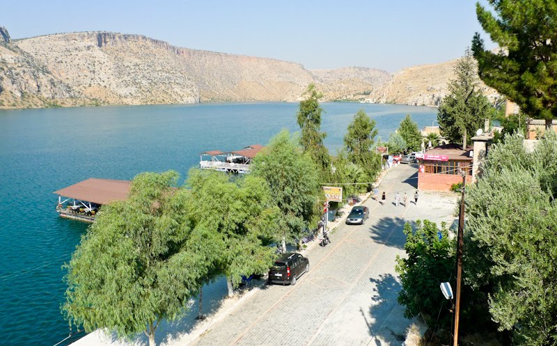 Halfeti Sahili by Ethem Tolga