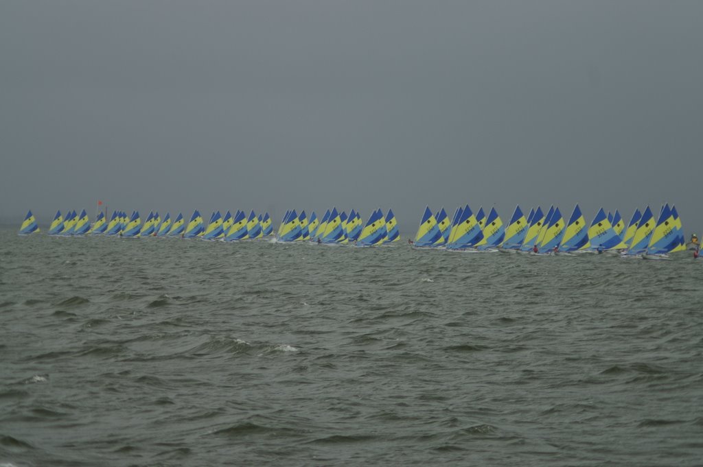 Start of the 2007 Sunfish Worlds by Rick Sanford