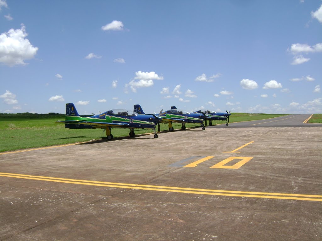 Aeroporto de Tupã, SP by Vagner Nave