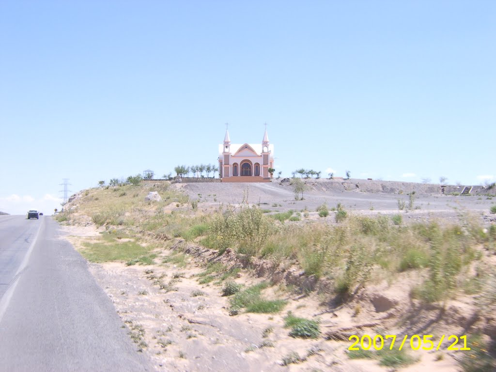 Capilla a San Lorenzo by Eduardo Ramos Galarz…