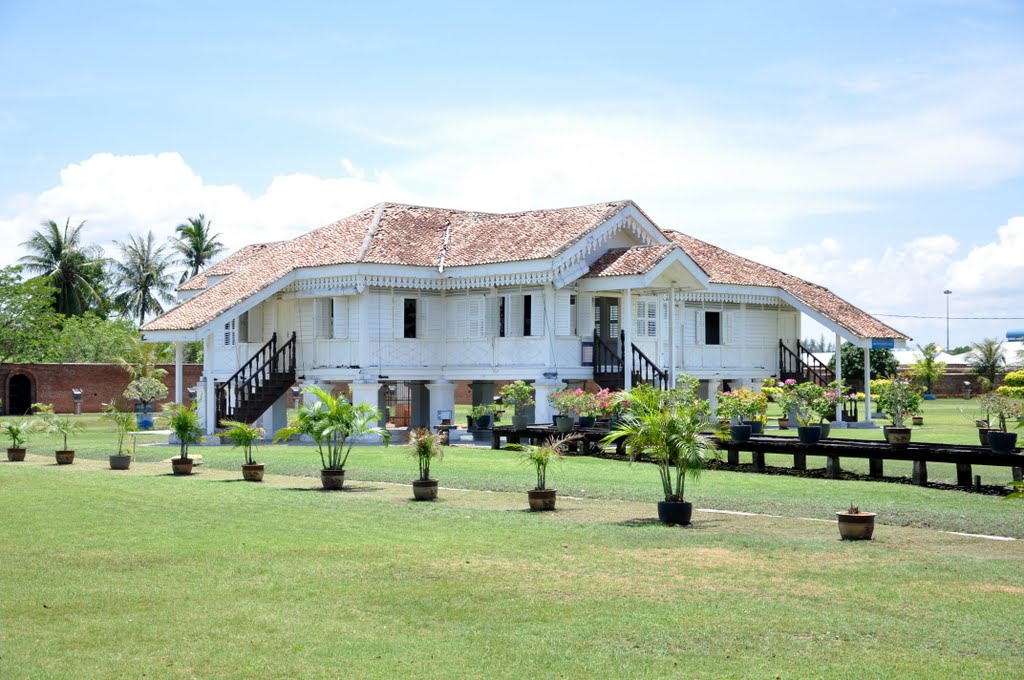 Muzium Kota Kuala Kedah by sarkirulhafizi