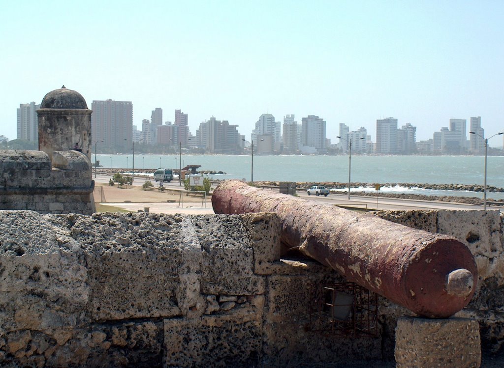 Canon and city behind by rodrigo a. buelvas r…