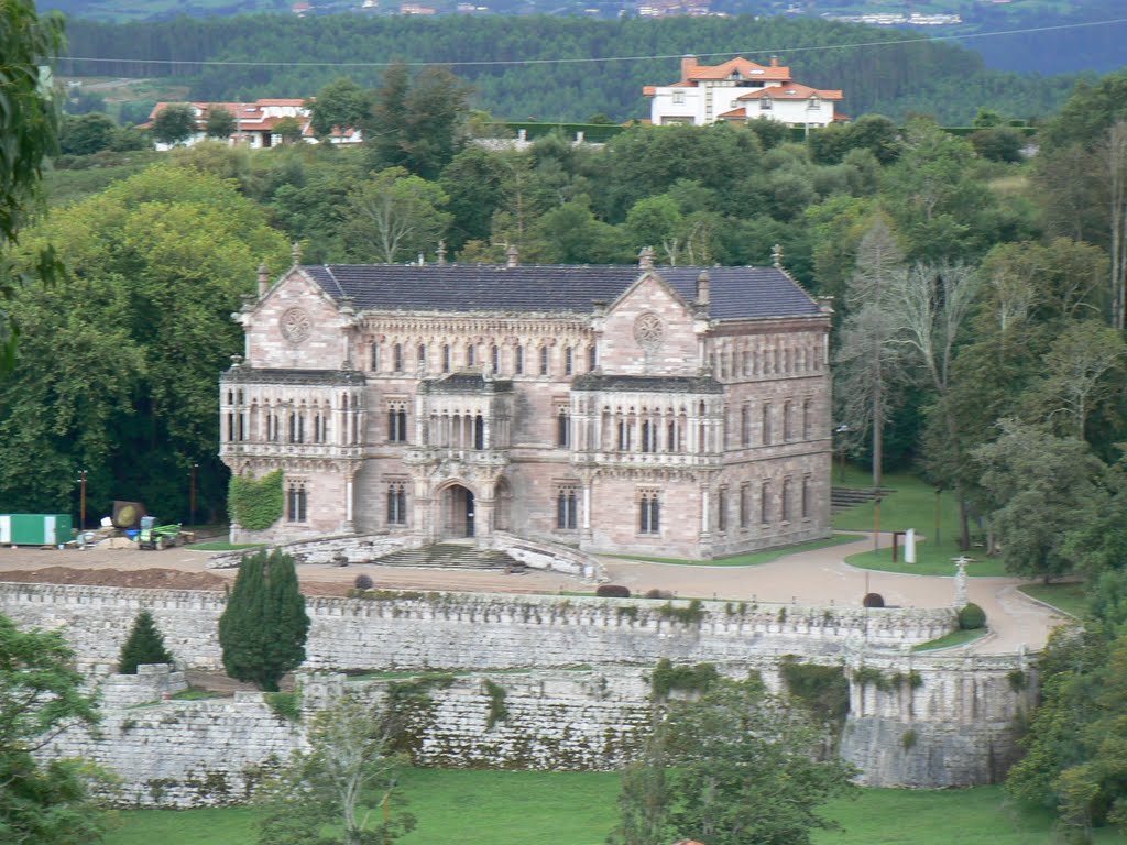 Comillas. Cantabria. Palacio Sobrellano by luisde