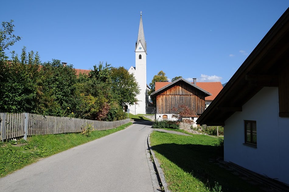 Schwangau, Am Ehberg, Kirche St. Georg by Robert Böck