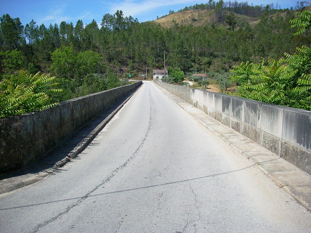 Ponte do Rio Ocresa, Castelo Branco by M.João