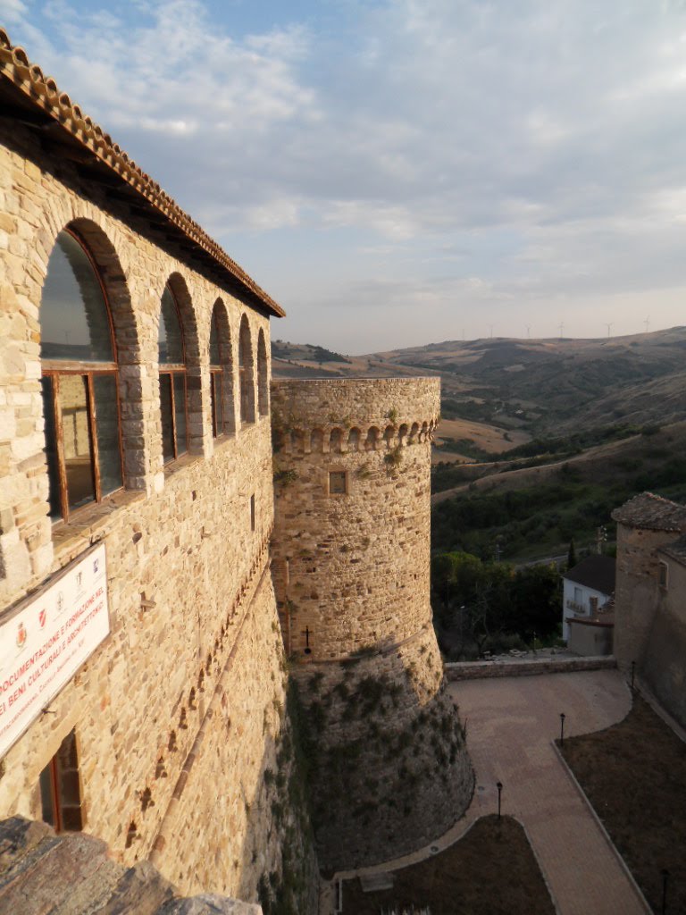 Vista da una torre il castello di civitacampomarano by mario quici