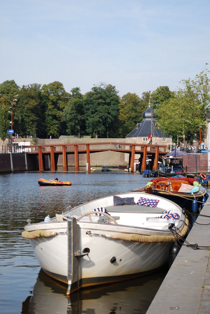 De Nieuwe haven in Breda by Marian de Klerk