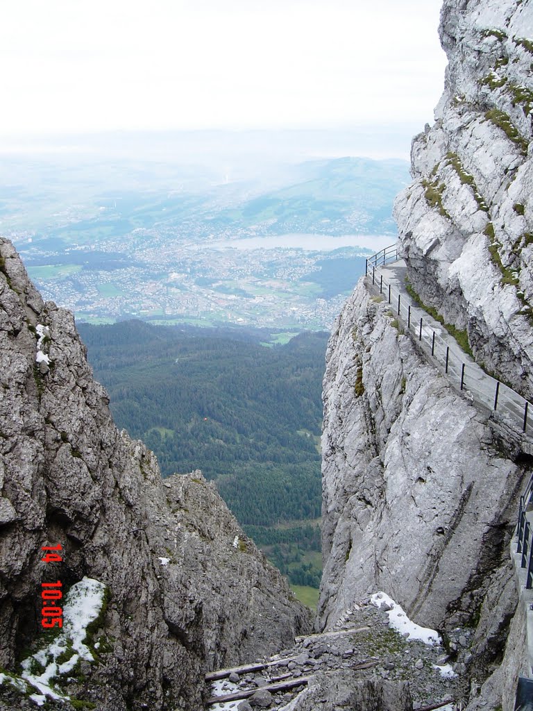 Blick nach Luzern by Hans-Peter Madersbac…