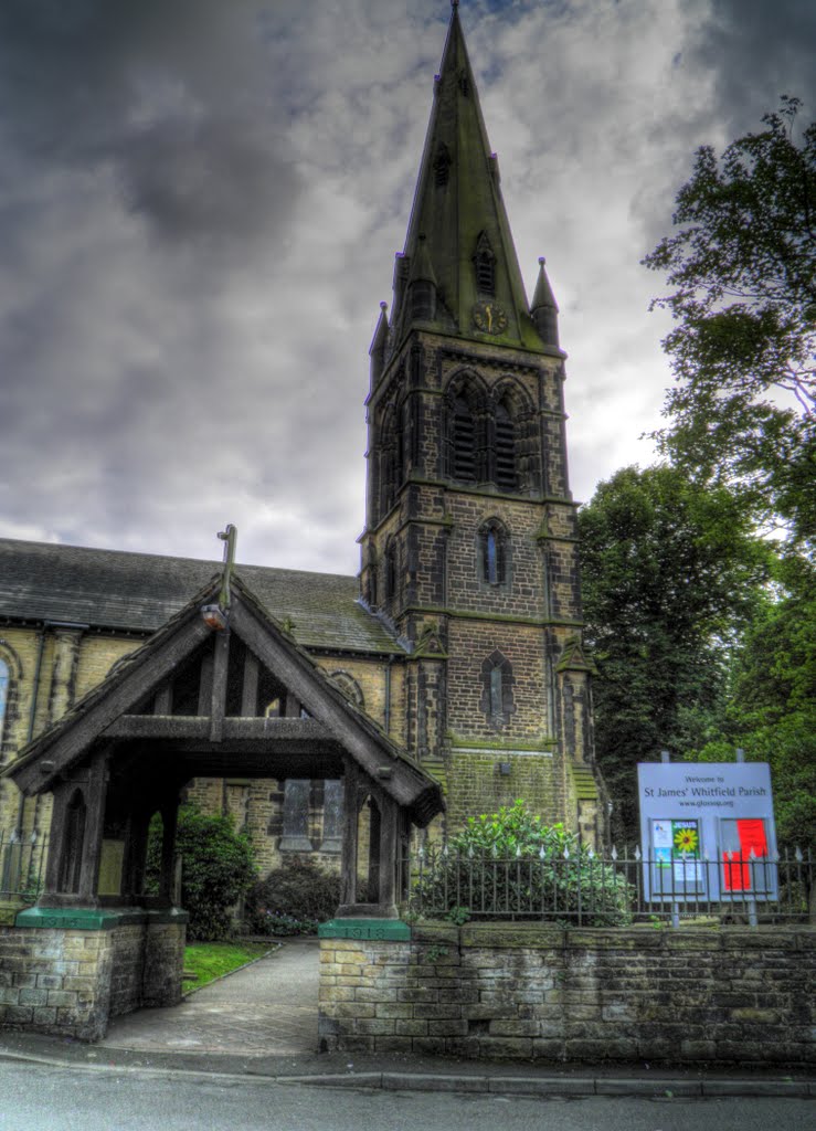 St James' Church - Glossop by Rae Leeson