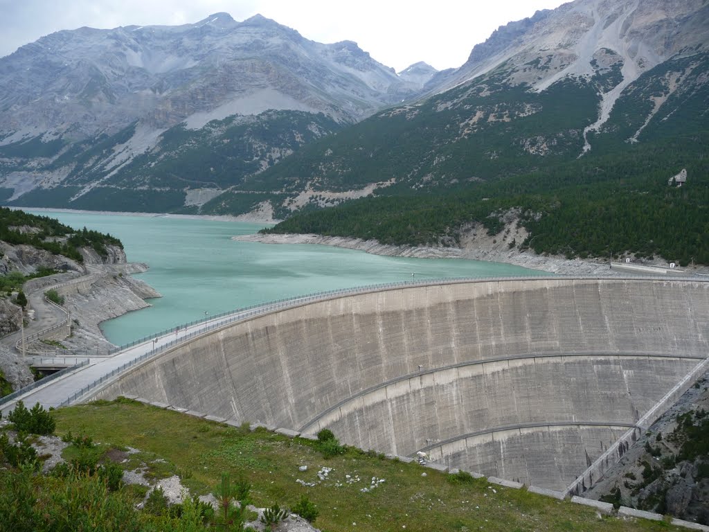 Lago di Cancano 1884m (Italy), summer 2009 by rdaniel