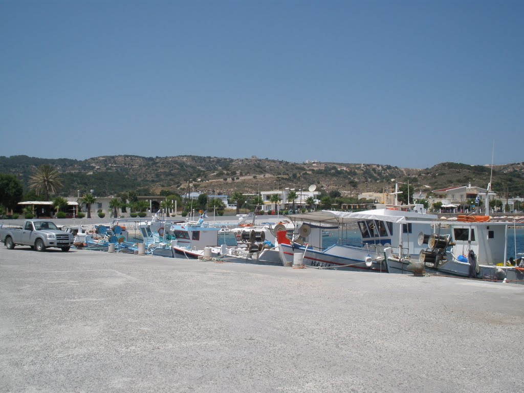 Views around Kefalos by macdave