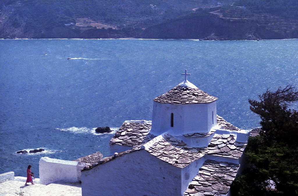 Skopelos 87 by giannis K