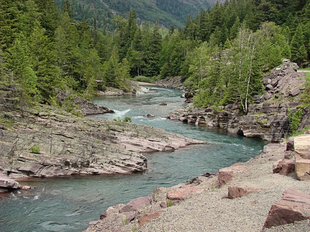 McDonald Creek by Ge Nielissen