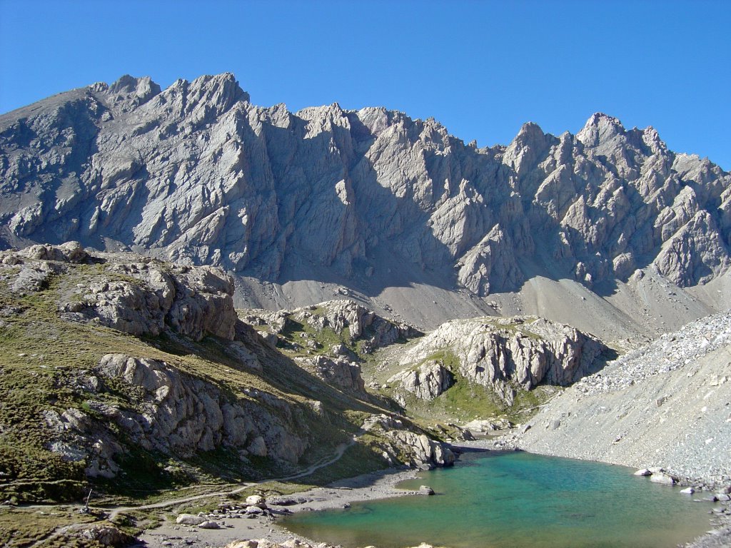 Lac Long et Aiguille de Chambeyron by FloD