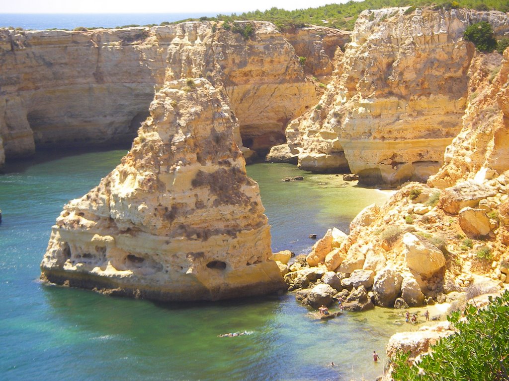 Praia da Marinha, Lagoa by Valter Jacinto