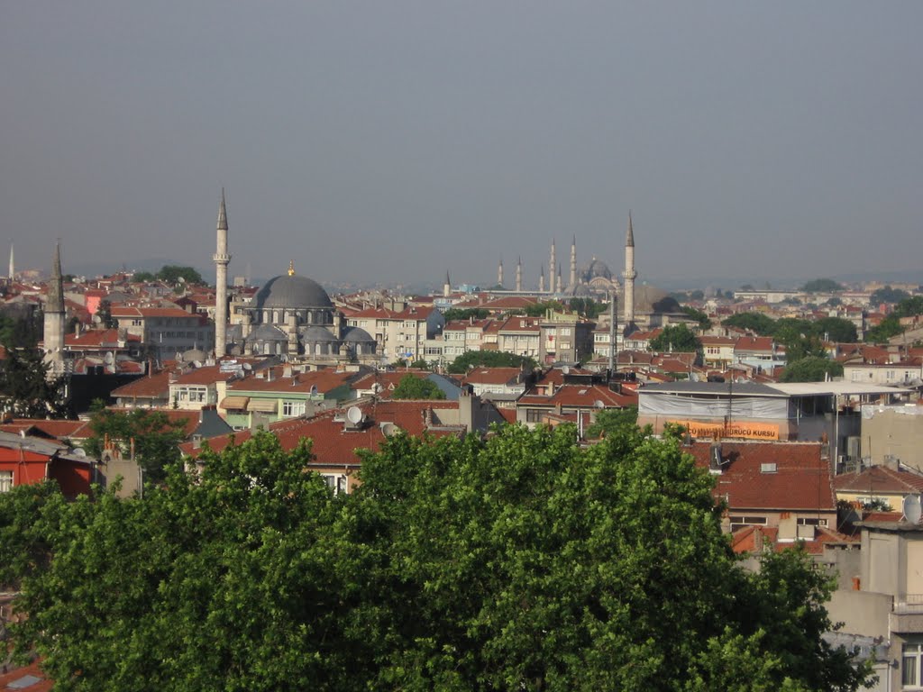 İstanbul by Bora Arasan