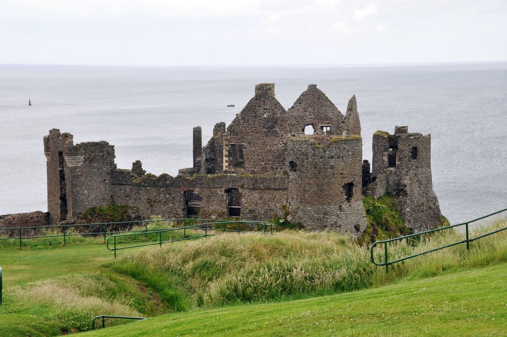 Dunluce Castle. Northern Ireland, UK. by Nicola e Pina Irlanda 2009