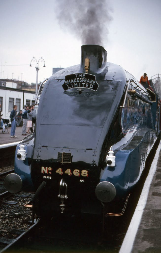 4468 Mallard at Marylebone station by Graeme Herrington