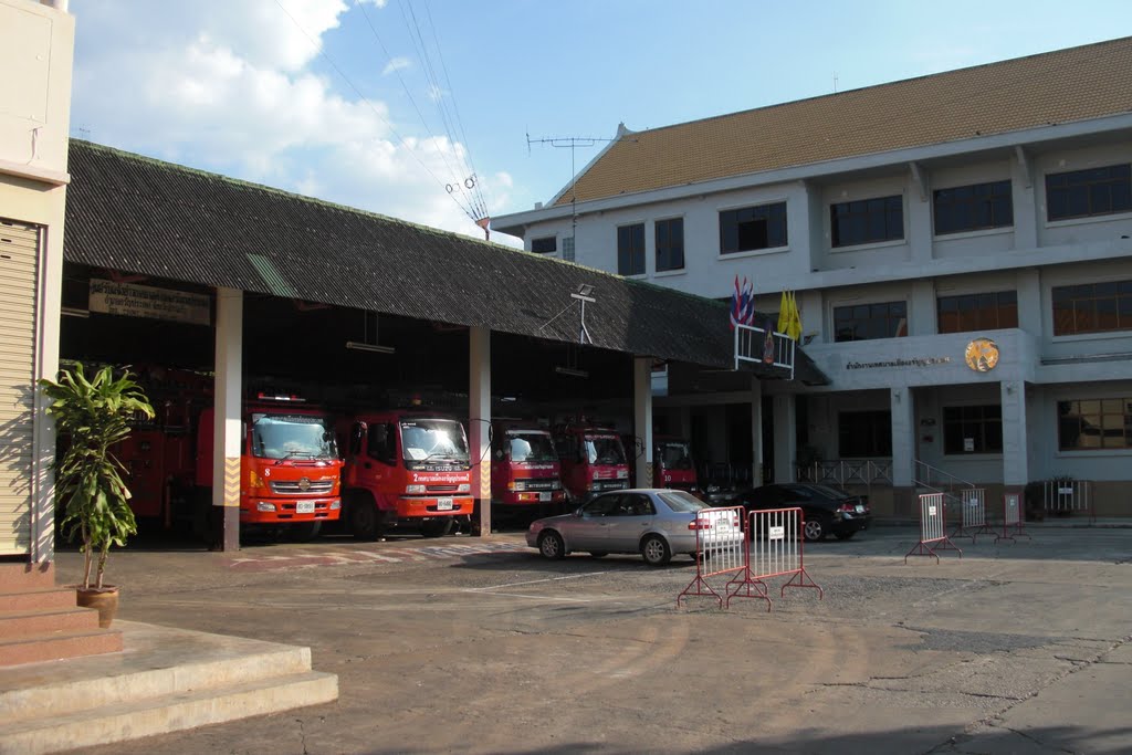 Amazing Thailand Aranyaprathet Fire Brigade by Holger Bauer