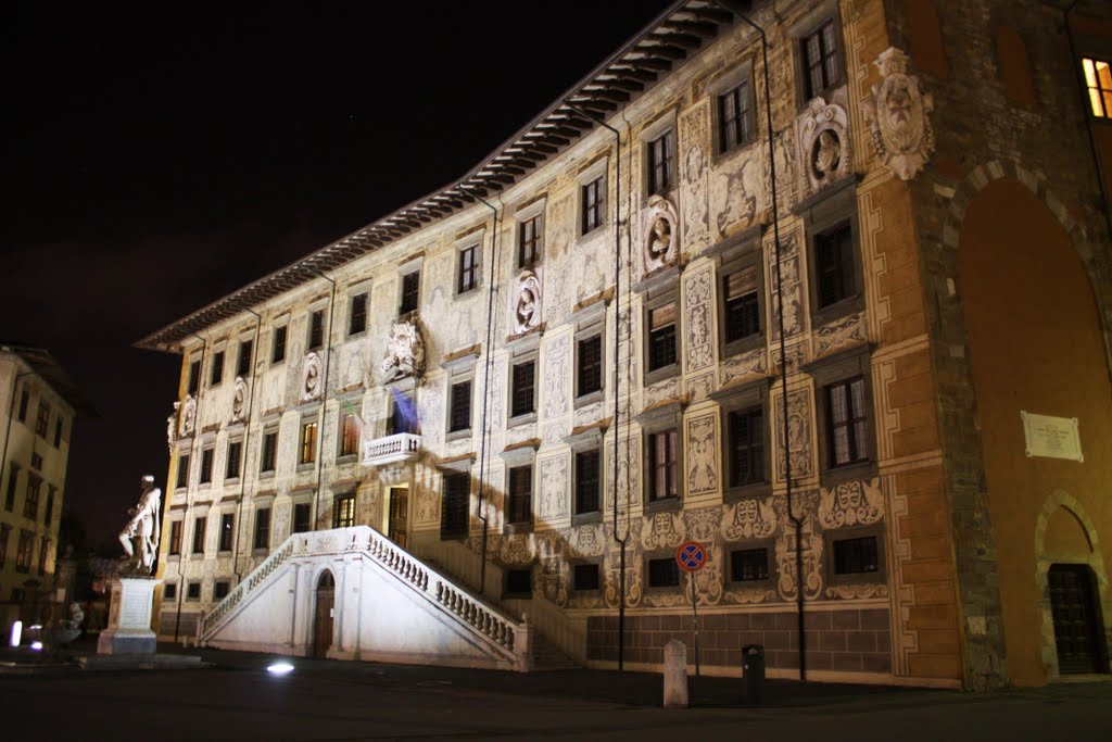 Pisa, Piazza dei Cavalieri by Alessio Nencini