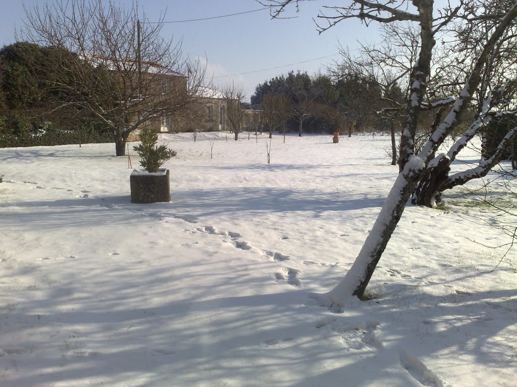 Saint Michel sous la neige by Coullon