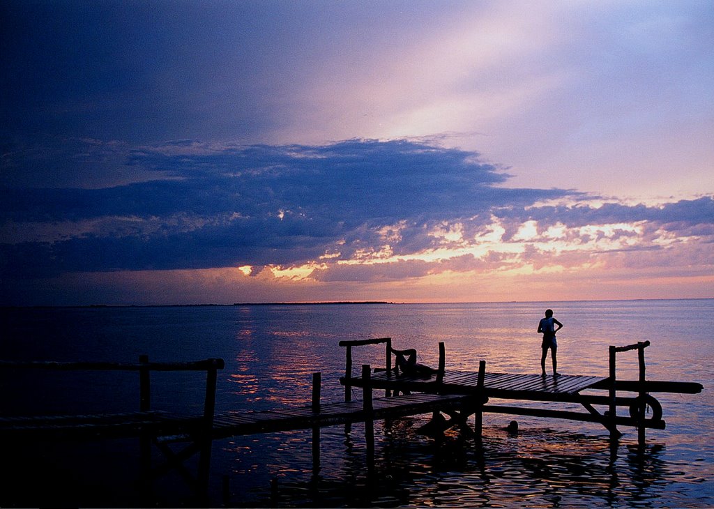 Atardecer en Miramar by Sergio A. Turza