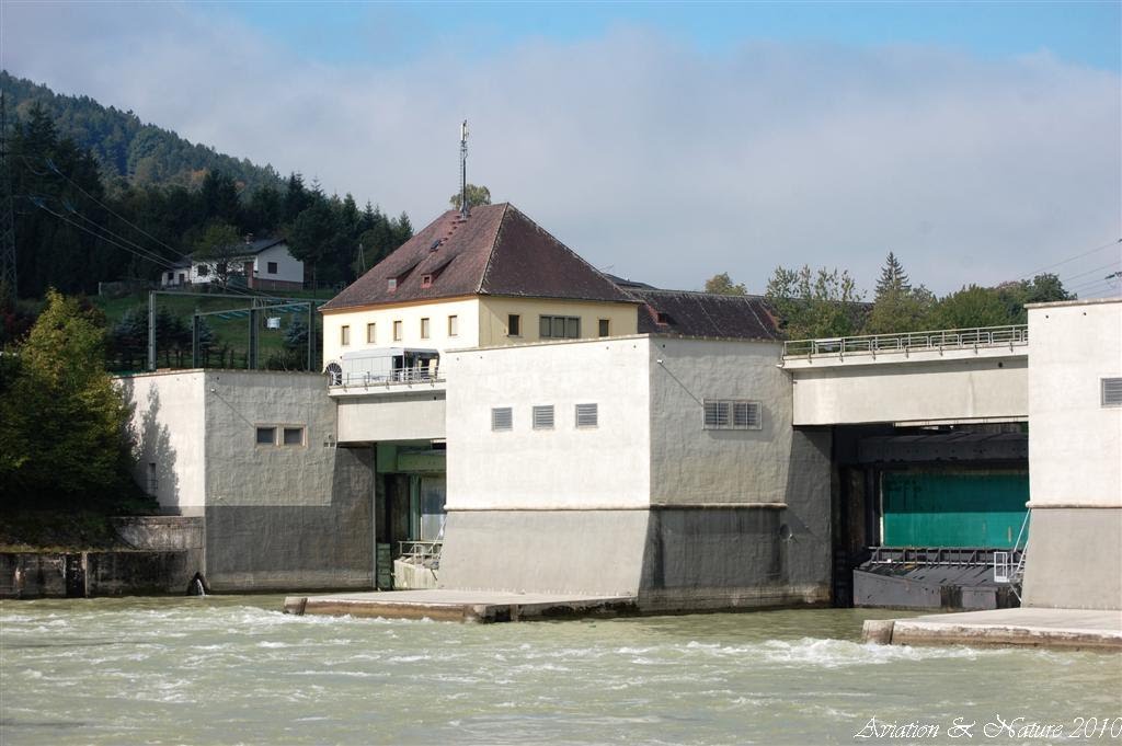 Drau stuw bij Lavamünd by Jan Lefers