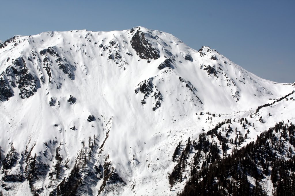 Grône - Le Mont-Noble face Est by Charly-G. Arbellay