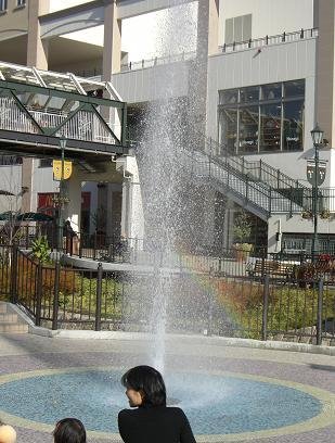 ＨＹＯＧＯ　ＩＴＡＭＩ　ＴＳＵＫＡＳＩＮ　ＲＡＩＮＢＯＷ　噴水の虹 by hanasgarden