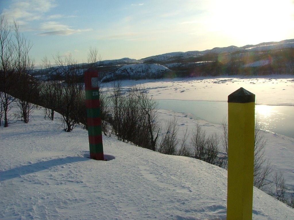 Elvenes. At the Russian border by Bengt W Siiri