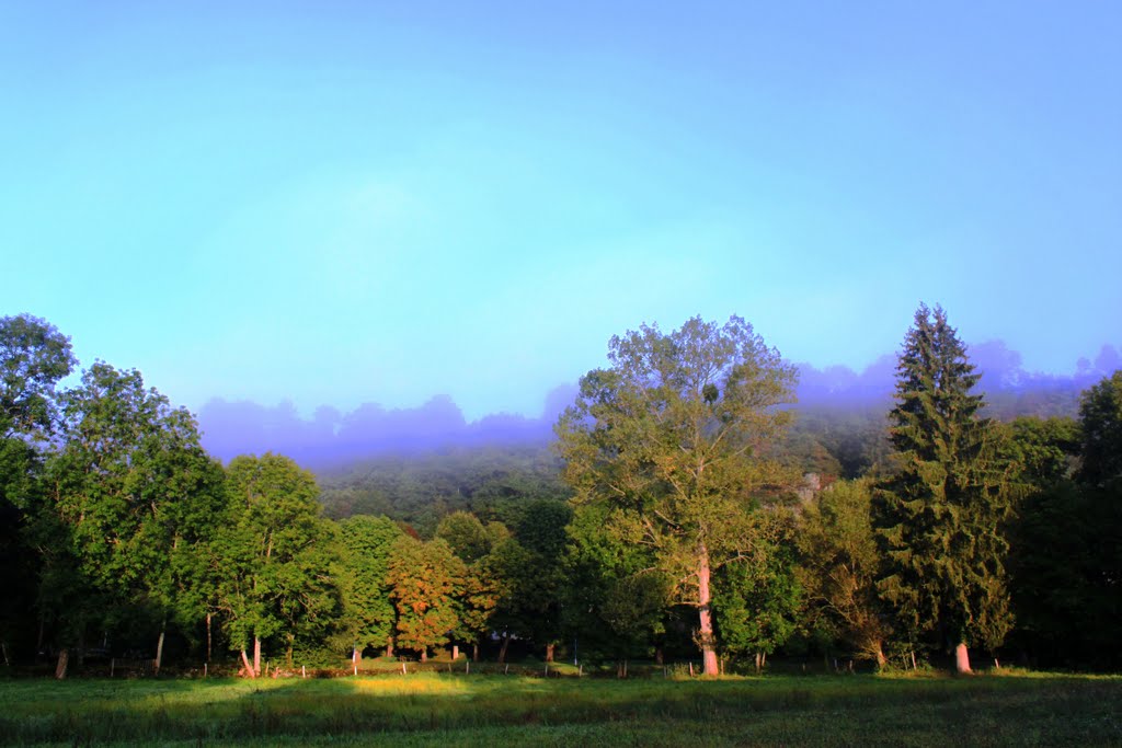 Pontgibaud, Auvergne by © cvandermeijden