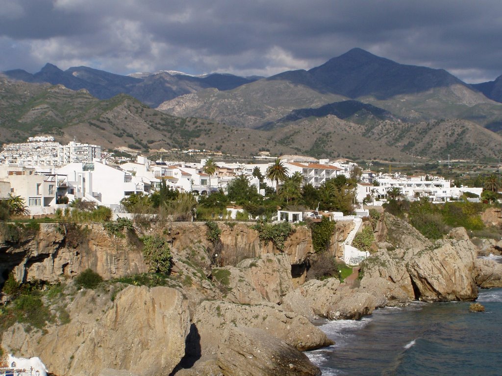 Nerja, Blick auf die Berge by amohr