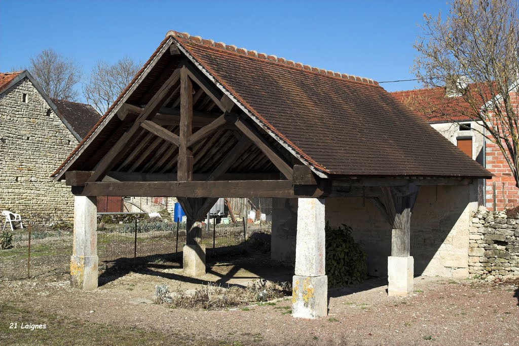 Lavoir de Laignes (21) by H. Rebours