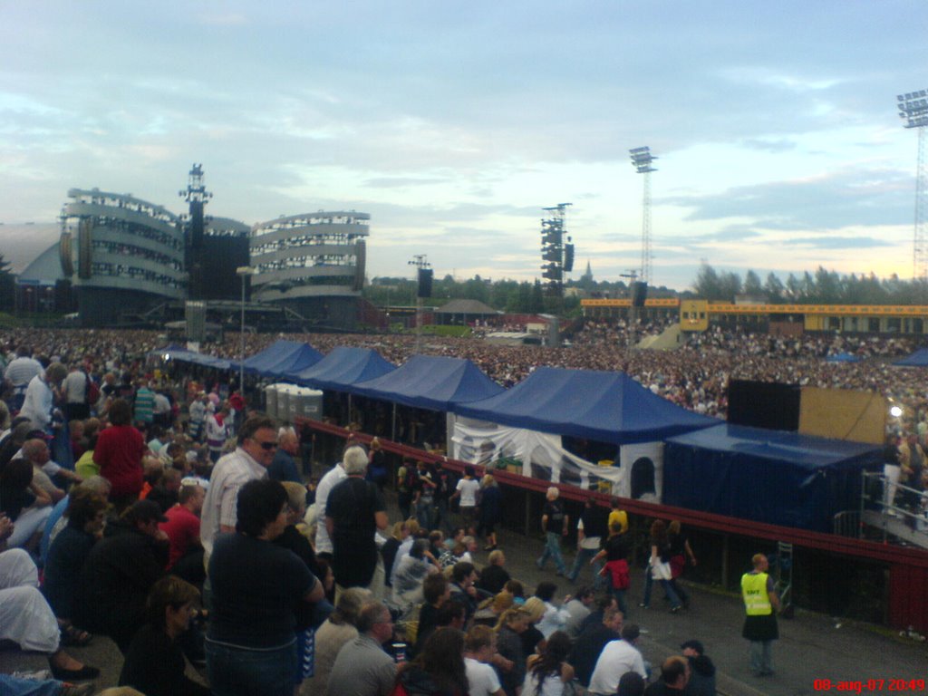 Valle Hovin Stadium with Rolling Stones 2007 by djhorizon