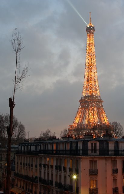 Chaillot, Paris, France by teodoor