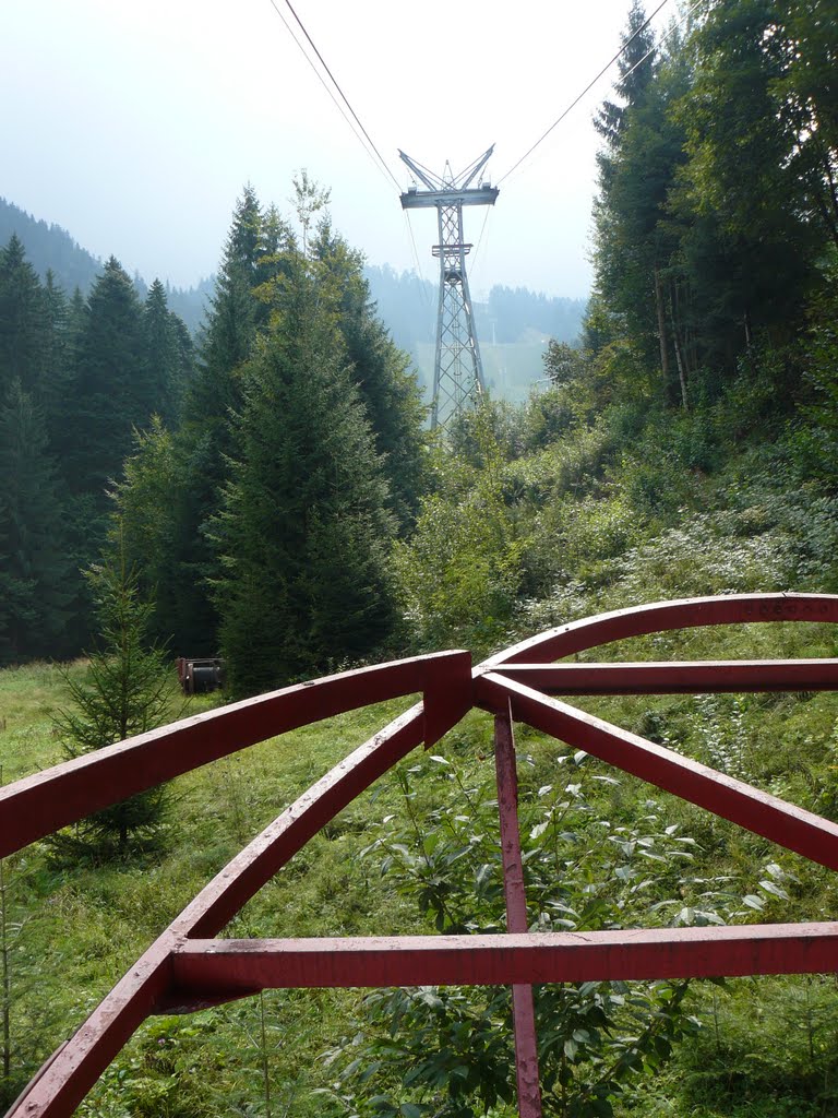 Schulerau / Poiana Braşov Seilbahnstation by festivalkult.de