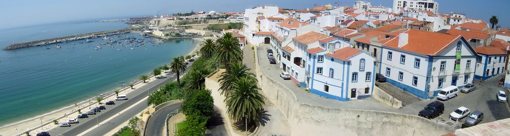 Sines by Artur Mendes