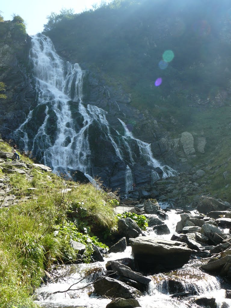 Balea Wasserfall an der Transfăgărăşan by festivalkult.de