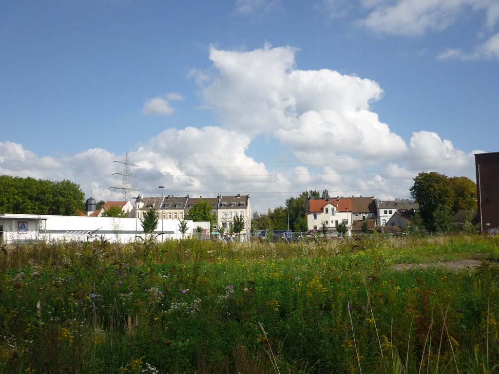 Derne, Dortmund, Germany by Daniil Bartholomae